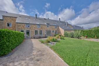 Large holiday house for 20 people to rent in the Ardennes (Vencimont)