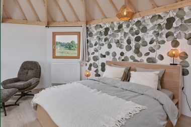 Unique yurt for 2 persons in Vielsalm with modern bathroom, private garden and bicycle storage