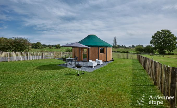 Unique yurt for 2 persons in Vielsalm with modern bathroom, private garden and bicycle storage