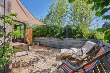 Romantic tiny house for 2 people with private jacuzzi, wood pellet stove and garden in Vielsalm, Ardennes