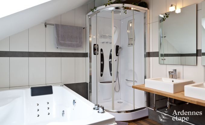 Holiday cottage in Vielsalm for 22 persons in the Ardennes