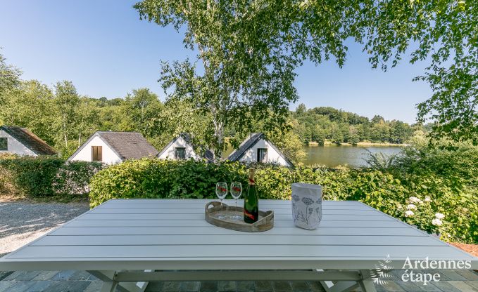 Holiday home with lake view for 6 p. to rent, Ardennes (Vielsalm)