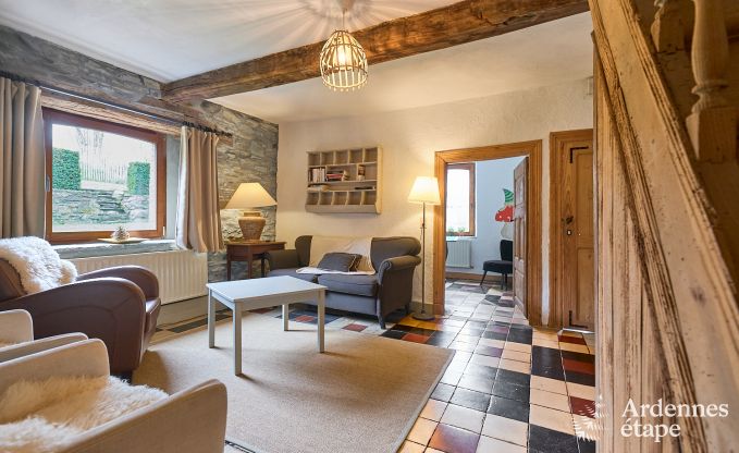 cozy holiday home with 5 bedrooms, jacuzzi, sauna and private garden in Vielsalm Ardennes