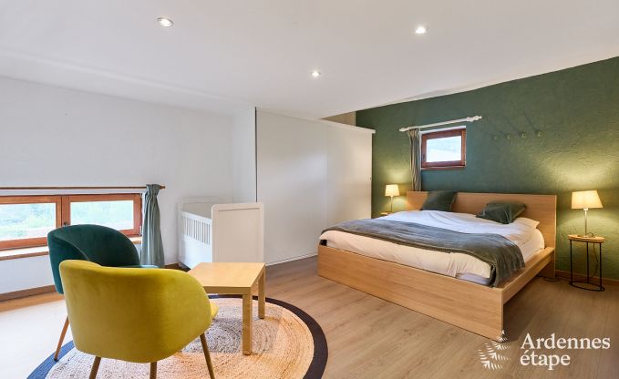 cozy holiday home with 5 bedrooms, jacuzzi, sauna and private garden in Vielsalm Ardennes