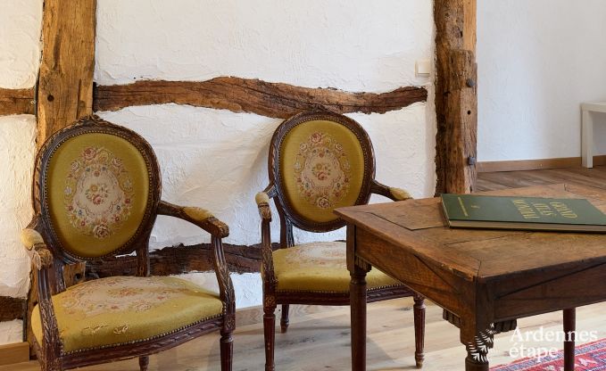 cozy holiday home with 5 bedrooms, jacuzzi, sauna and private garden in Vielsalm Ardennes