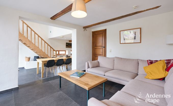 cozy holiday home with 5 bedrooms, jacuzzi, sauna and private garden in Vielsalm Ardennes