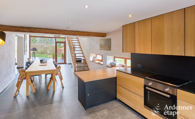 cozy holiday home with 5 bedrooms, jacuzzi, sauna and private garden in Vielsalm Ardennes