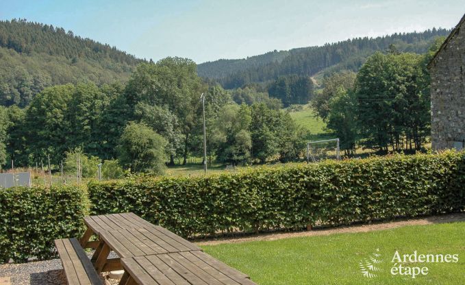 Comfortable typical farmhouse for 8/12 people near Vielsalm