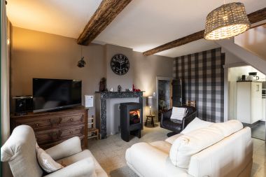 Charming holiday home with pool and private garden for 4 people in medieval village Vierves-sur-Viroin