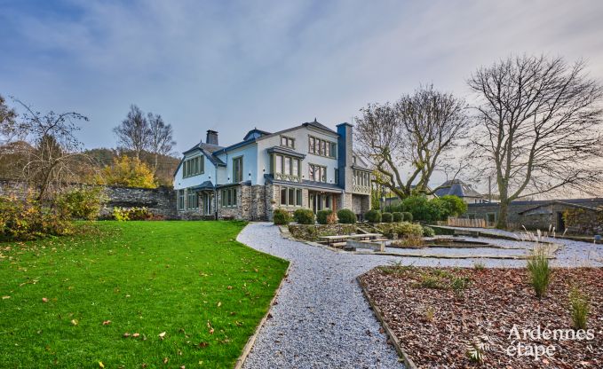 Castle in Vresse-sur-Semois for 19 persons in the Ardennes