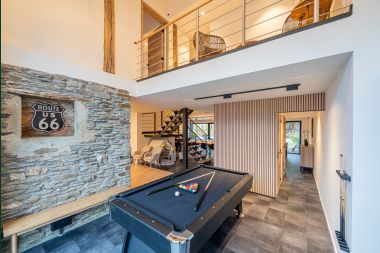 Luxury villa in Vresse-sur-Semois for 14 persons in the Ardennes