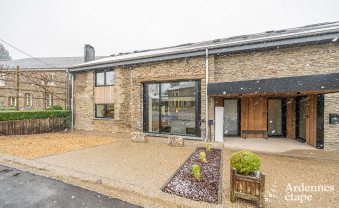 Spacious farmhouse for 14 people in Vresse-sur-Semois with 5 bedrooms, 5 bathrooms, heated indoor pool, playroom and private terrace