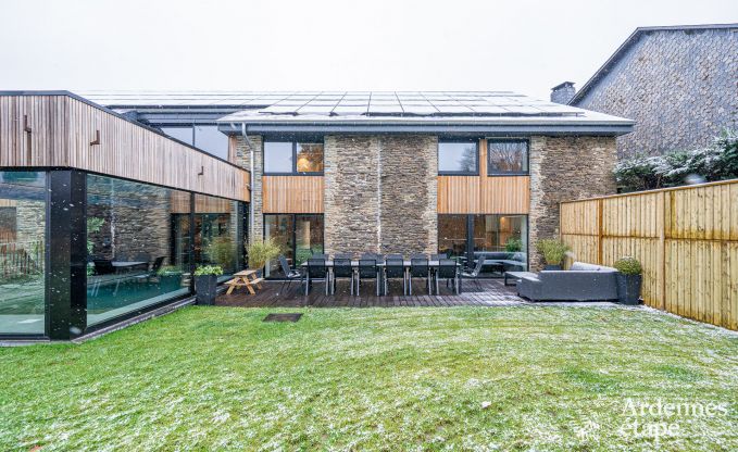 Spacious farmhouse for 14 people in Vresse-sur-Semois with 5 bedrooms, 5 bathrooms, heated indoor pool, playroom and private terrace