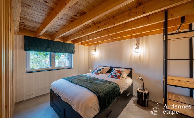 Single-story holiday home in Vresse-sur-Semois: terrace with view, ideal for a couple with children