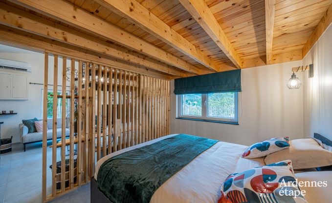 Single-story holiday home in Vresse-sur-Semois: terrace with view, ideal for a couple with children