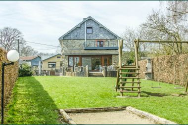 Holiday cottage in Waimes for 16/18 persons in the Ardennes