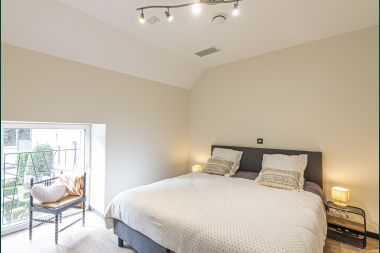 Holiday home in Walcourt, Ardennes, 6 people, 3 bedrooms, outdoor pool, shared garden, modern amenities