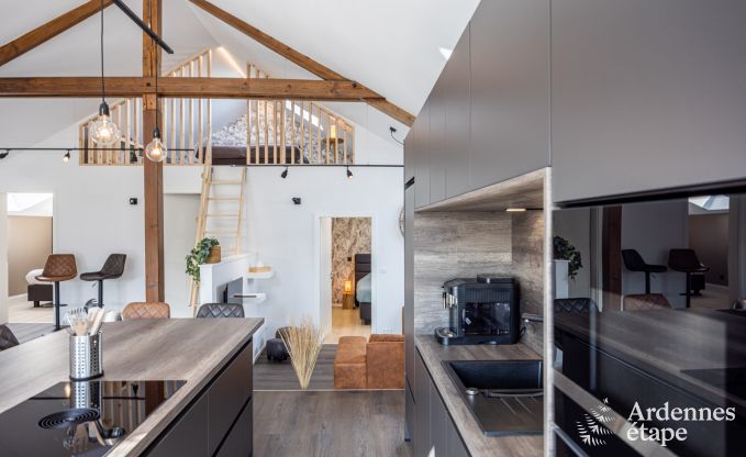 Comfortable holiday home in Welkenraedt for 6 people with jacuzzi, playground equipment and private garden