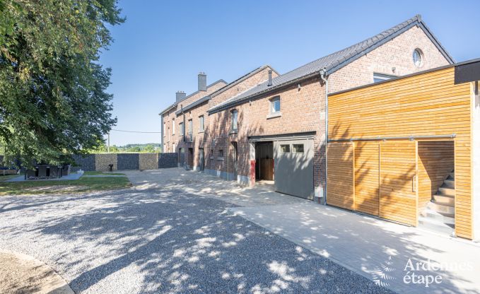 Comfortable holiday home in Welkenraedt for 6 people with jacuzzi, playground equipment and private garden