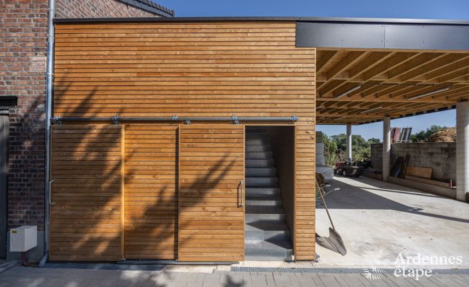 Comfortable holiday home in Welkenraedt for 6 people with jacuzzi, playground equipment and private garden