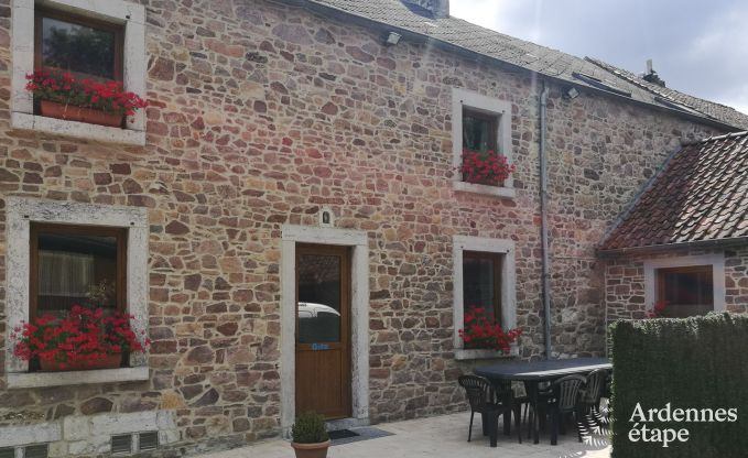 Farm cottage in Wépion for 12 people