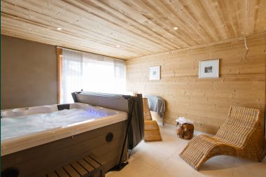 Chalet in Wiltz (G.D. Luxembourg) for 11/13 persons in the Ardennes