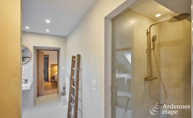 Charming village house for 10 people in Yvoir: hot tub, fireplace, large private garden